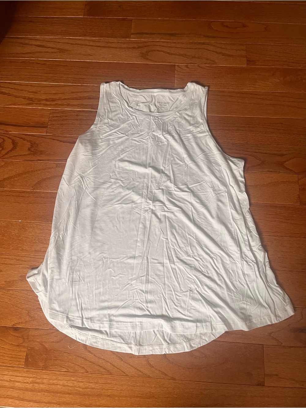 Nine West Women’s White Sleeveless Tank Top - Lightweight Essential Size XXL